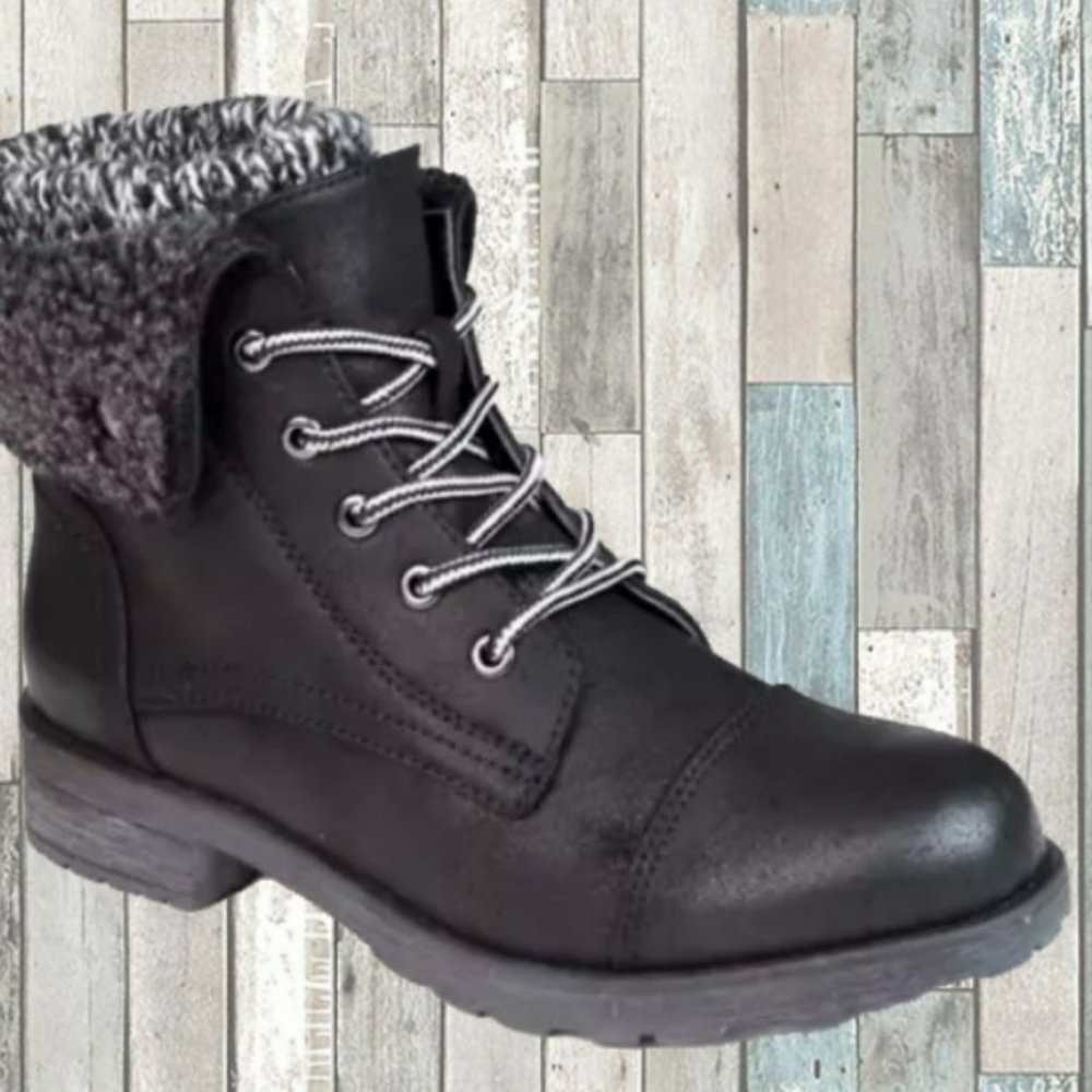 **NEW** Women’s White Mountain Sweater Knit Lined Ankle Boots •Size 9.5M